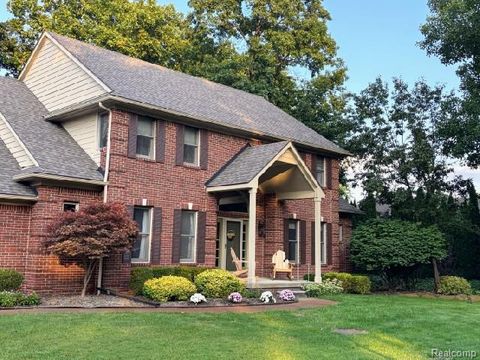 13757 Bridgewater Court Green Oak Township MI 48178
