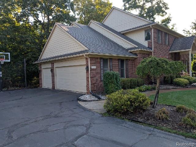 13757 Bridgewater Court