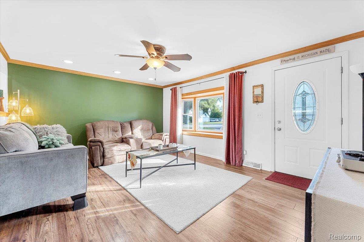 24608 Woodland Drive