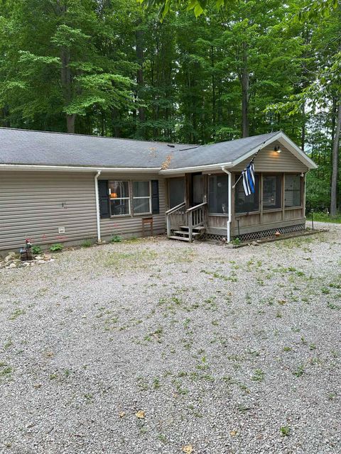 495 SW Prairie Lane Orange Township MI 49646