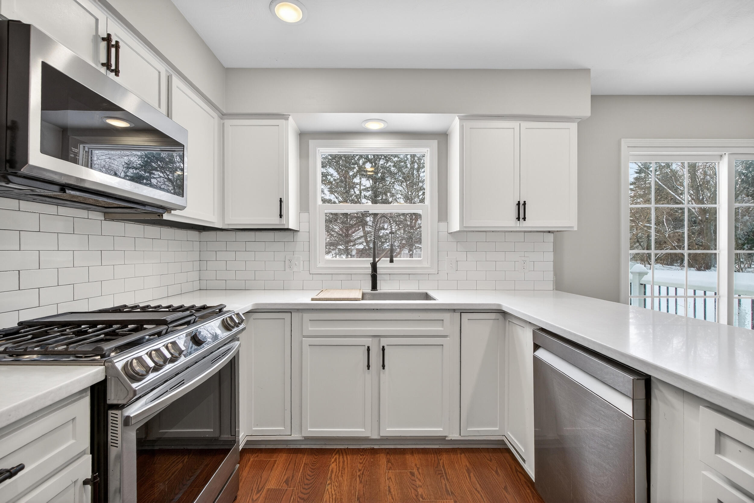 946-948 Hogsback Road