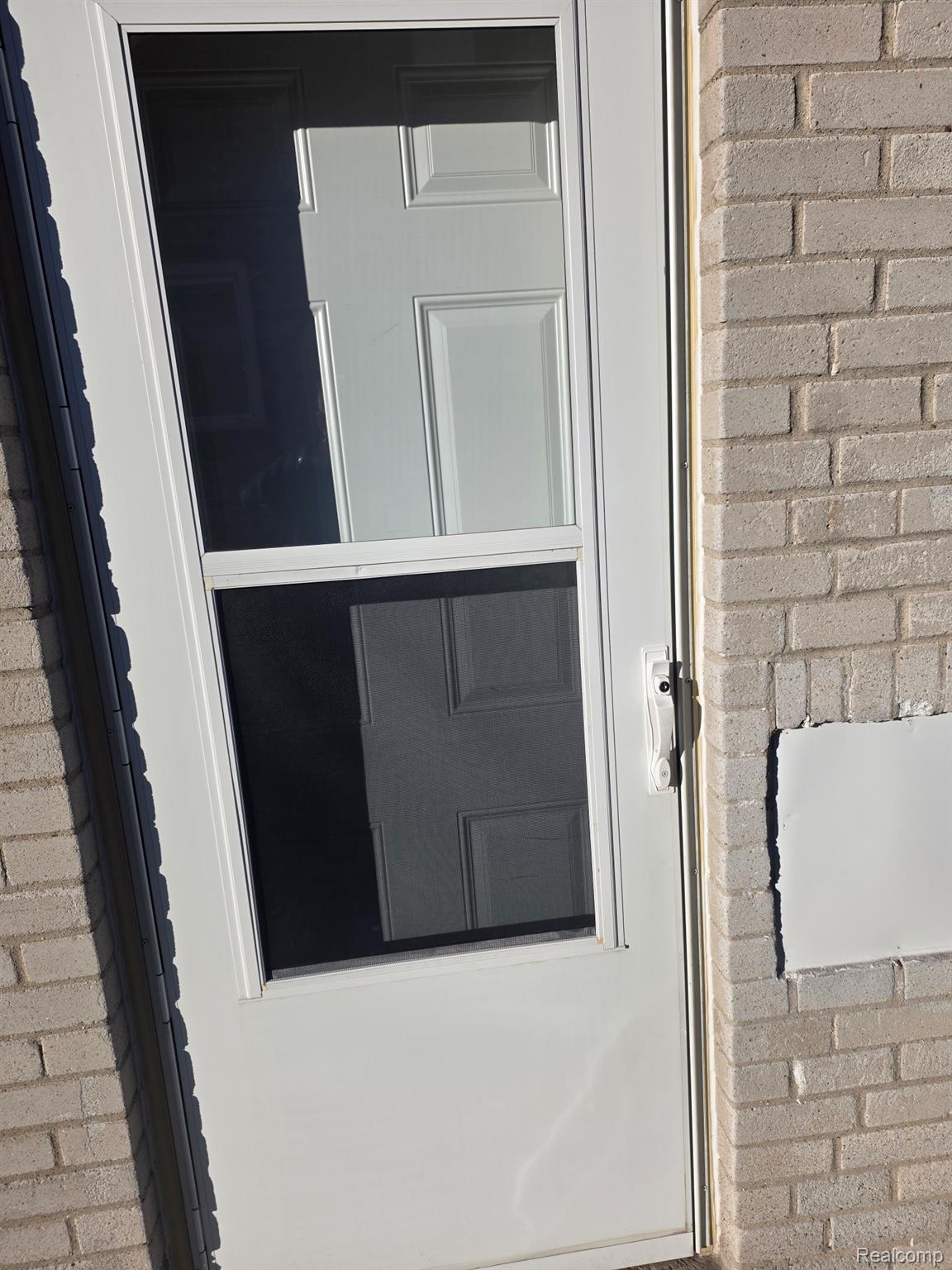 33620 Rosslyn Avenue