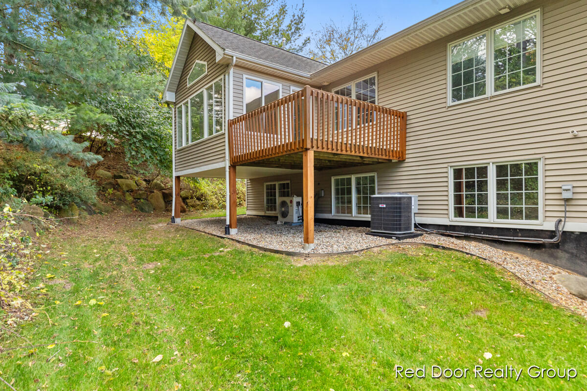 1814 Corville Court NW