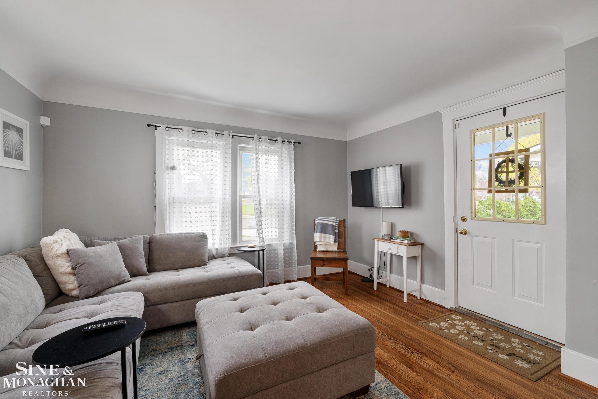 451 Saint Clair Avenue
