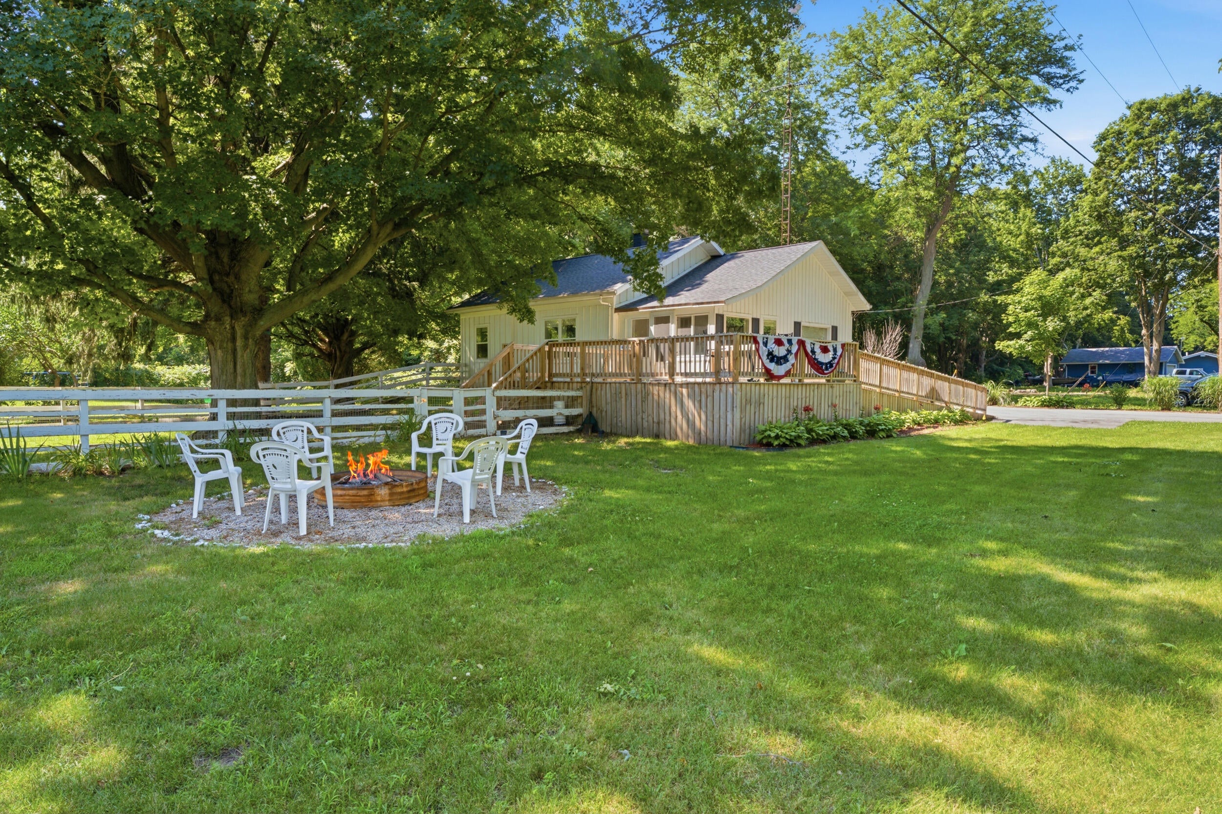 4136 Pier Road