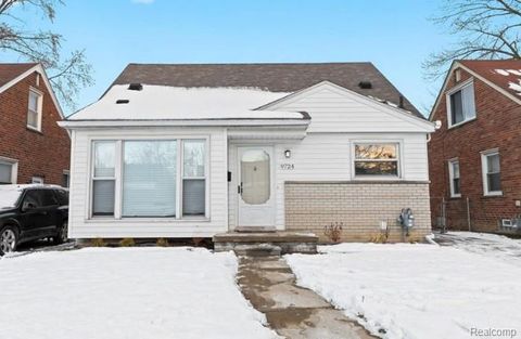 9724 Lenore Redford Charter Township MI 48239