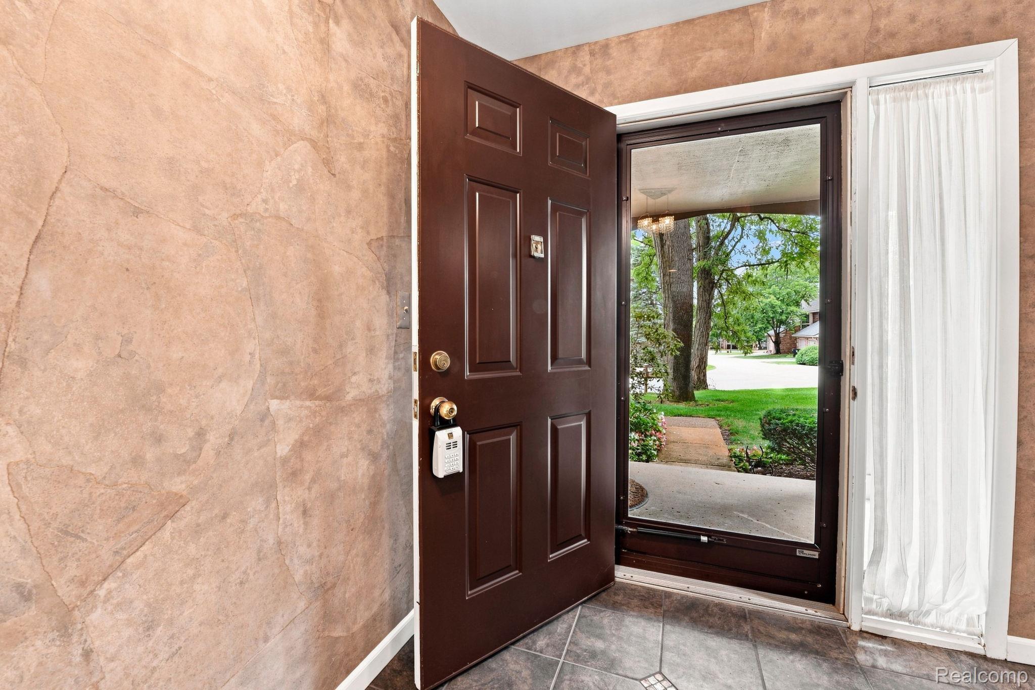29690 Pine Ridge Circle