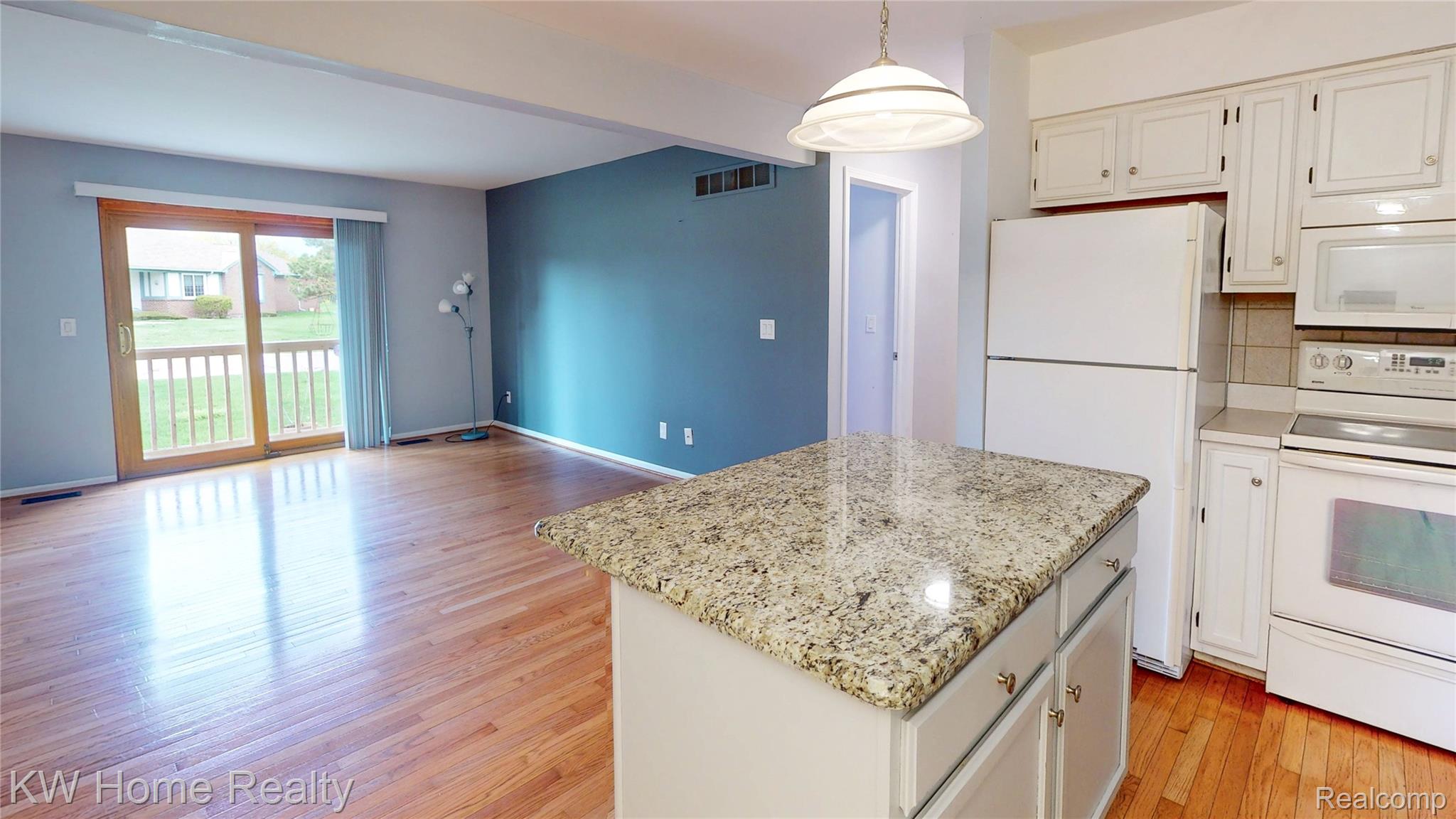 15769 Balfour Drive 22