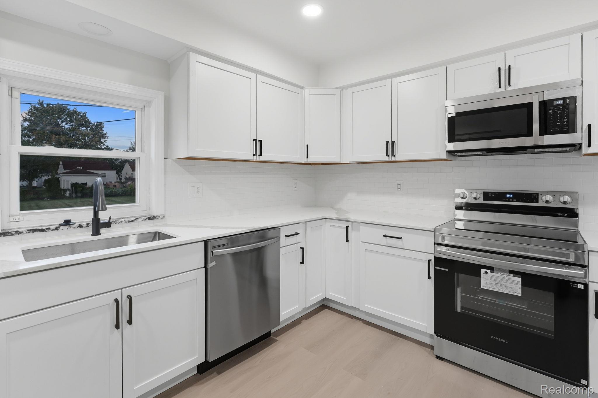 18586 Old Homestead Drive