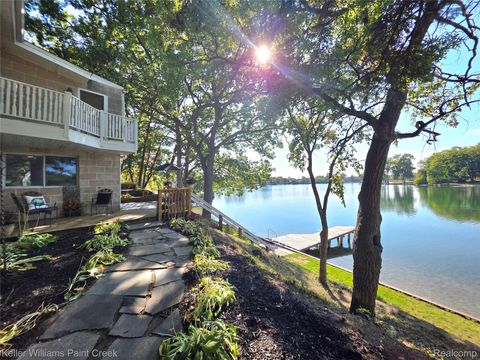 3411 Wormer Drive Waterford Charter Township MI 48329