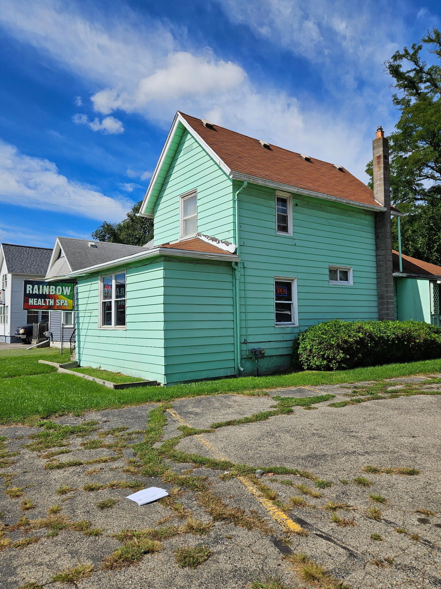 2206 E Michigan Avenue