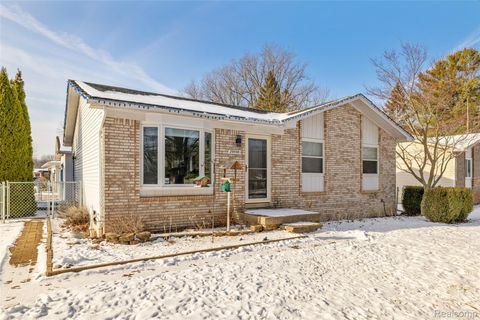 29590 Cotton Road Chesterfield Township MI 48047