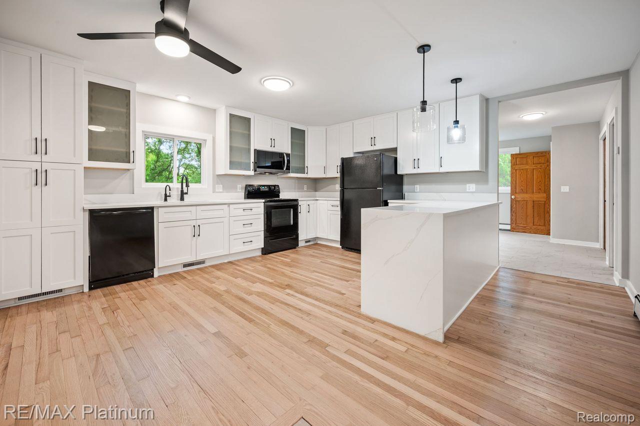 4125 N Tipsico Lake (10 Acres) Road N