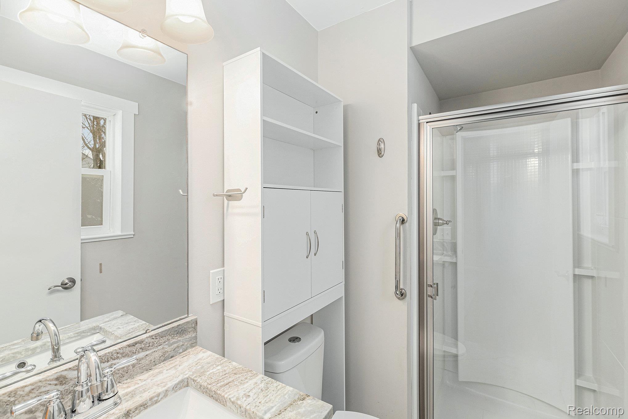 Shelby Twp, Michigan 48317, United States, 3 Bedrooms Bedrooms, ,2 BathroomsBathrooms,Residential,Active,253695