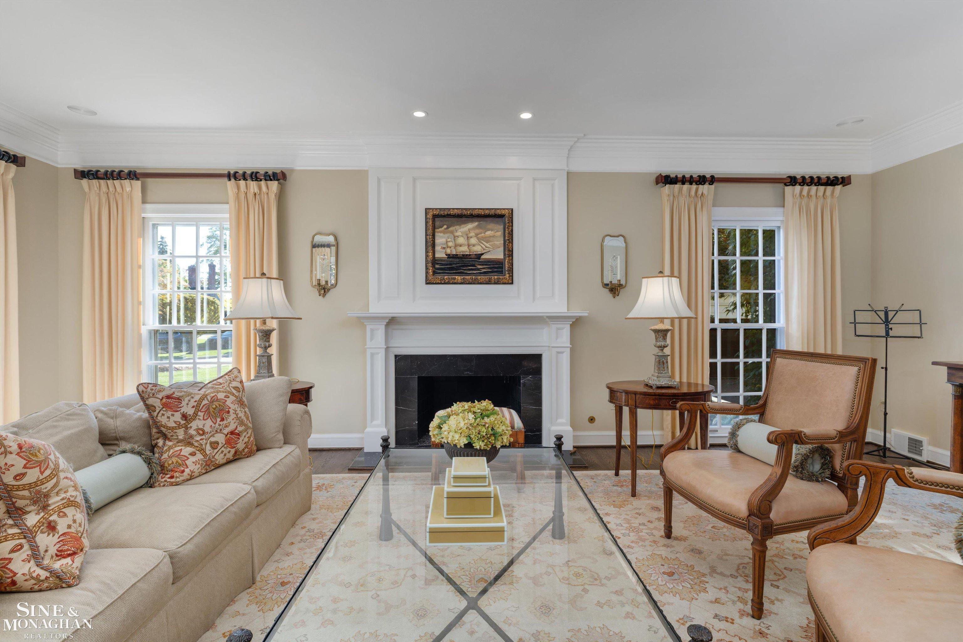 11 Dodge Place Place