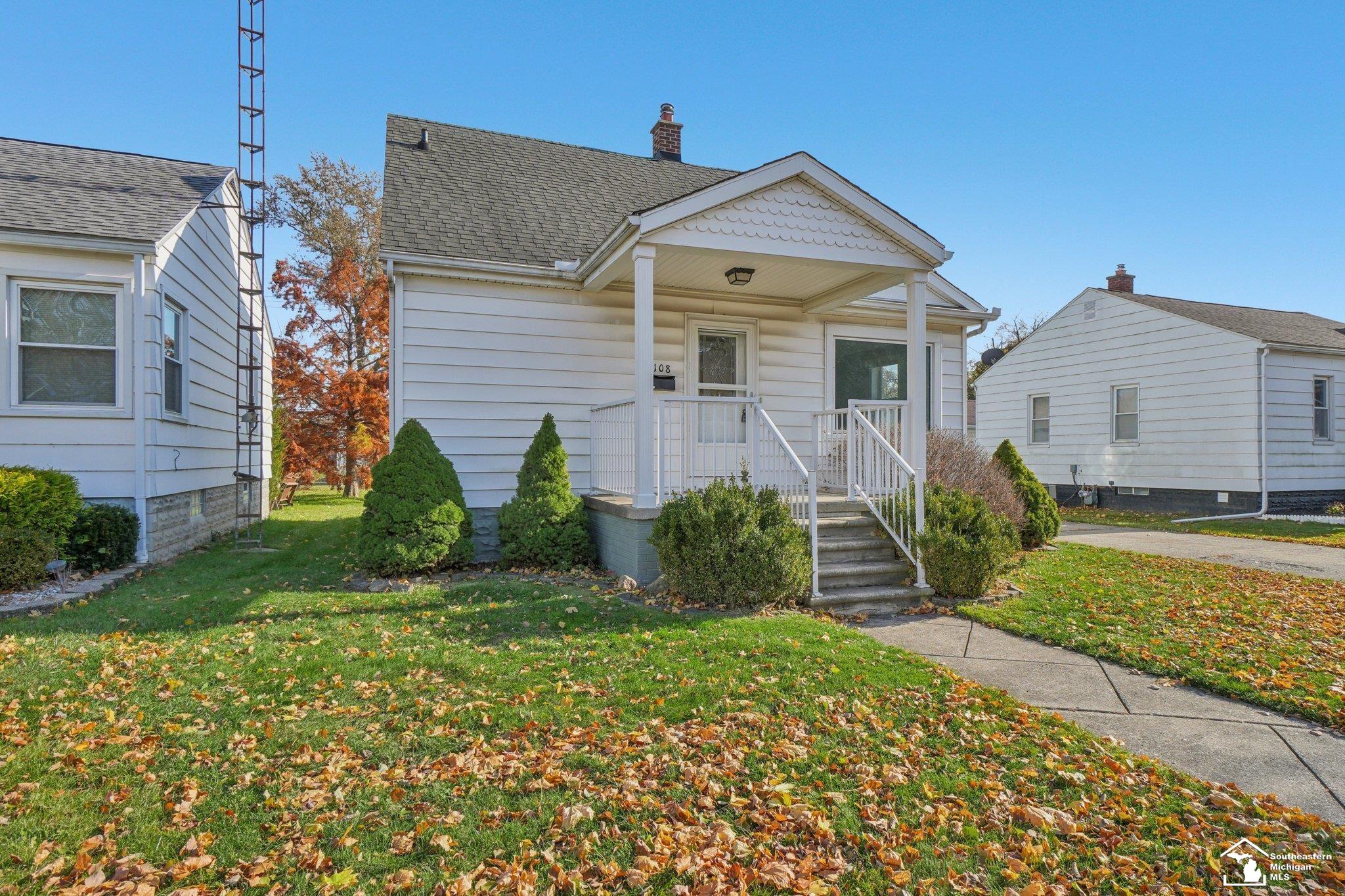 1108 Bentley DR Drive