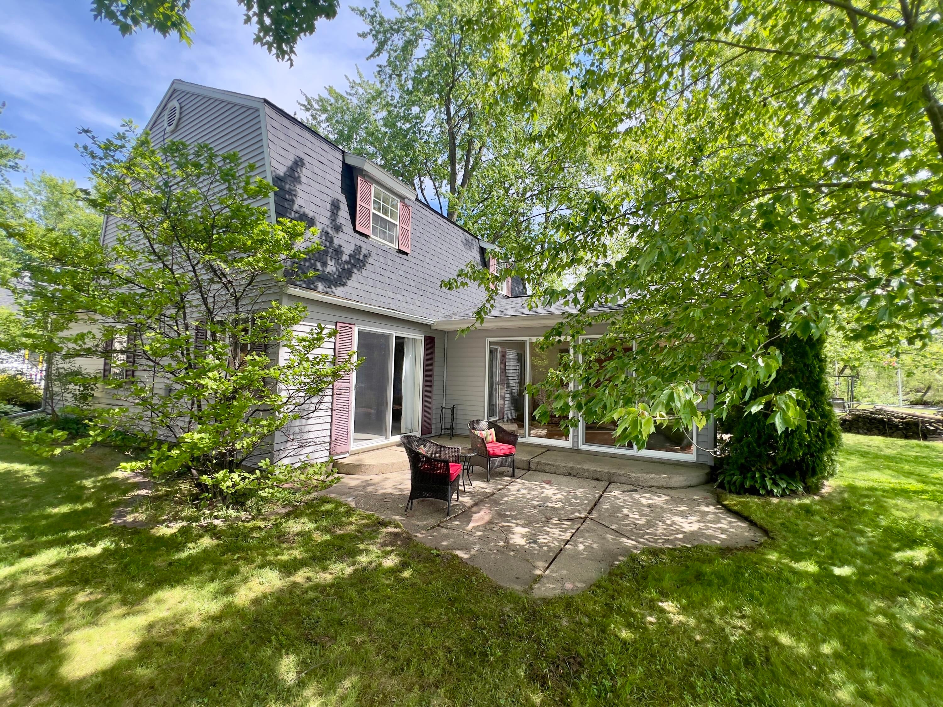 668 Eagle Point Road