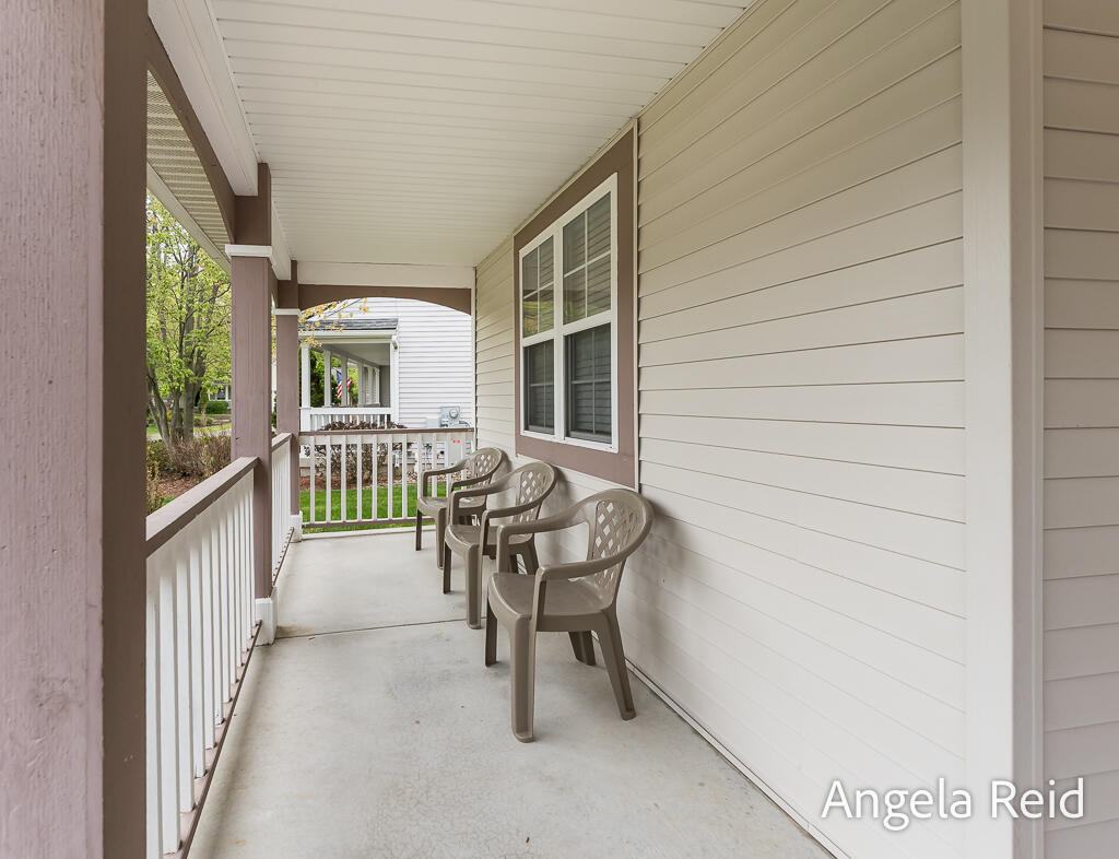 3528 Birch Knoll Drive SE
