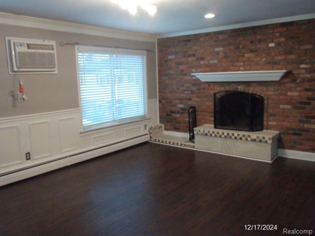 761 W MAPLE Road 54