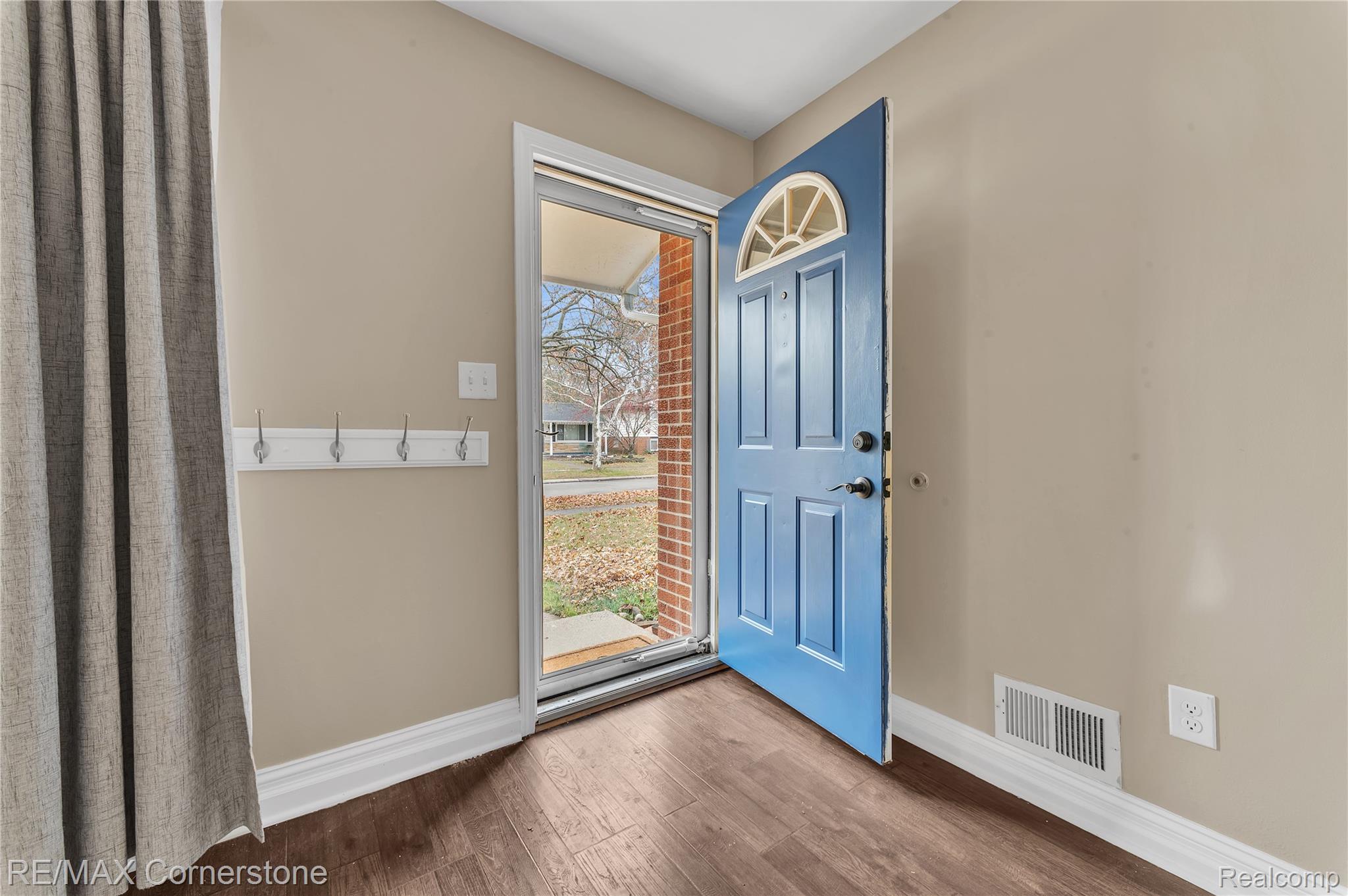 6797 Chirrewa Street