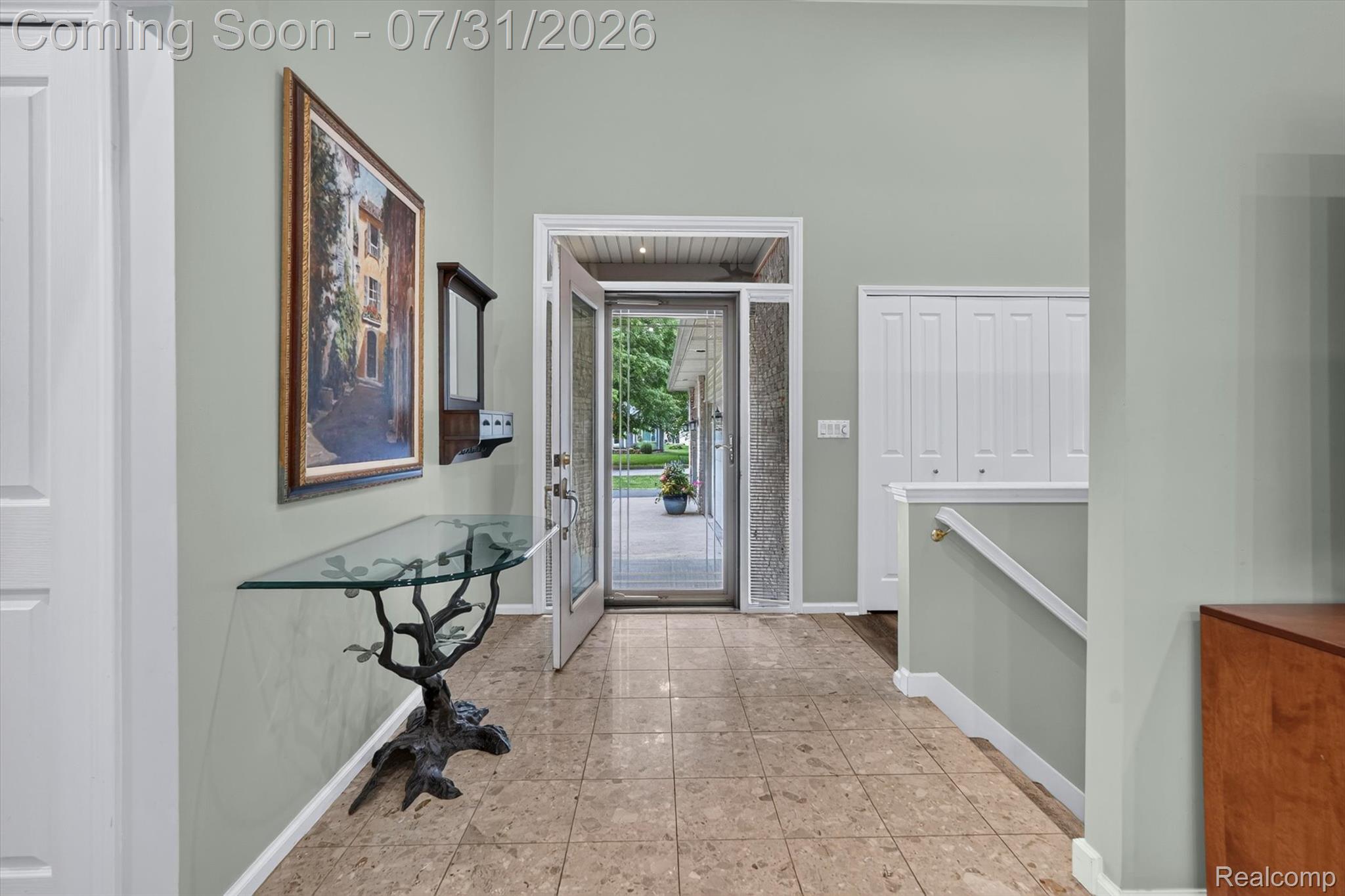 7480 Majestic Woods Drive