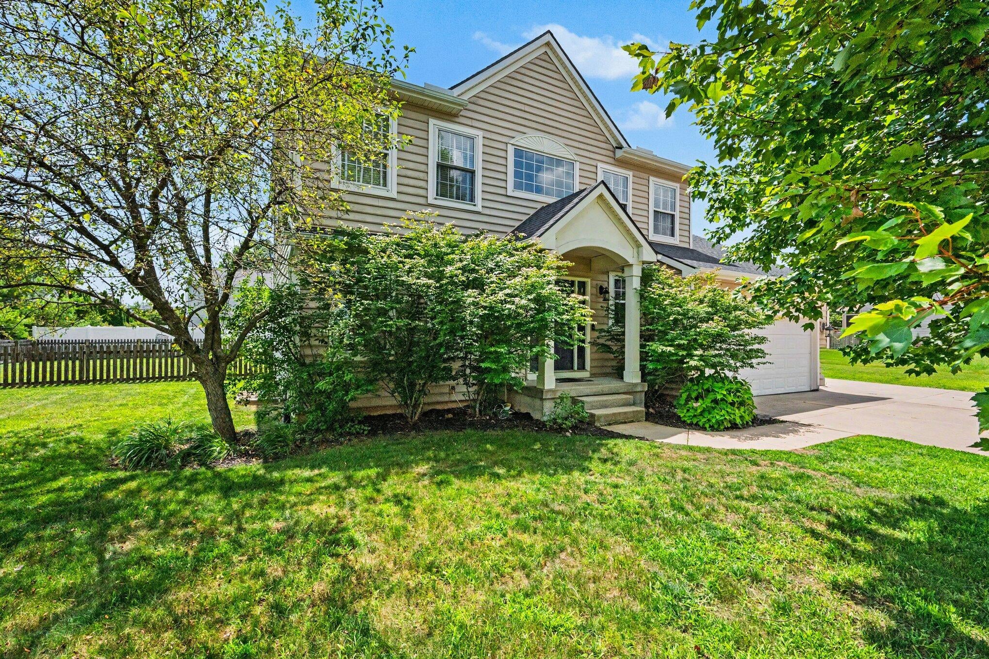 5229 Stapleton Drive