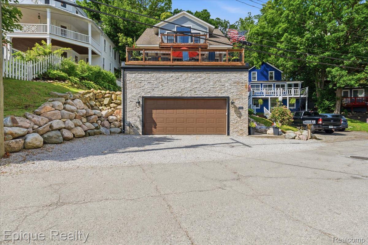114 Bellevue Avenue