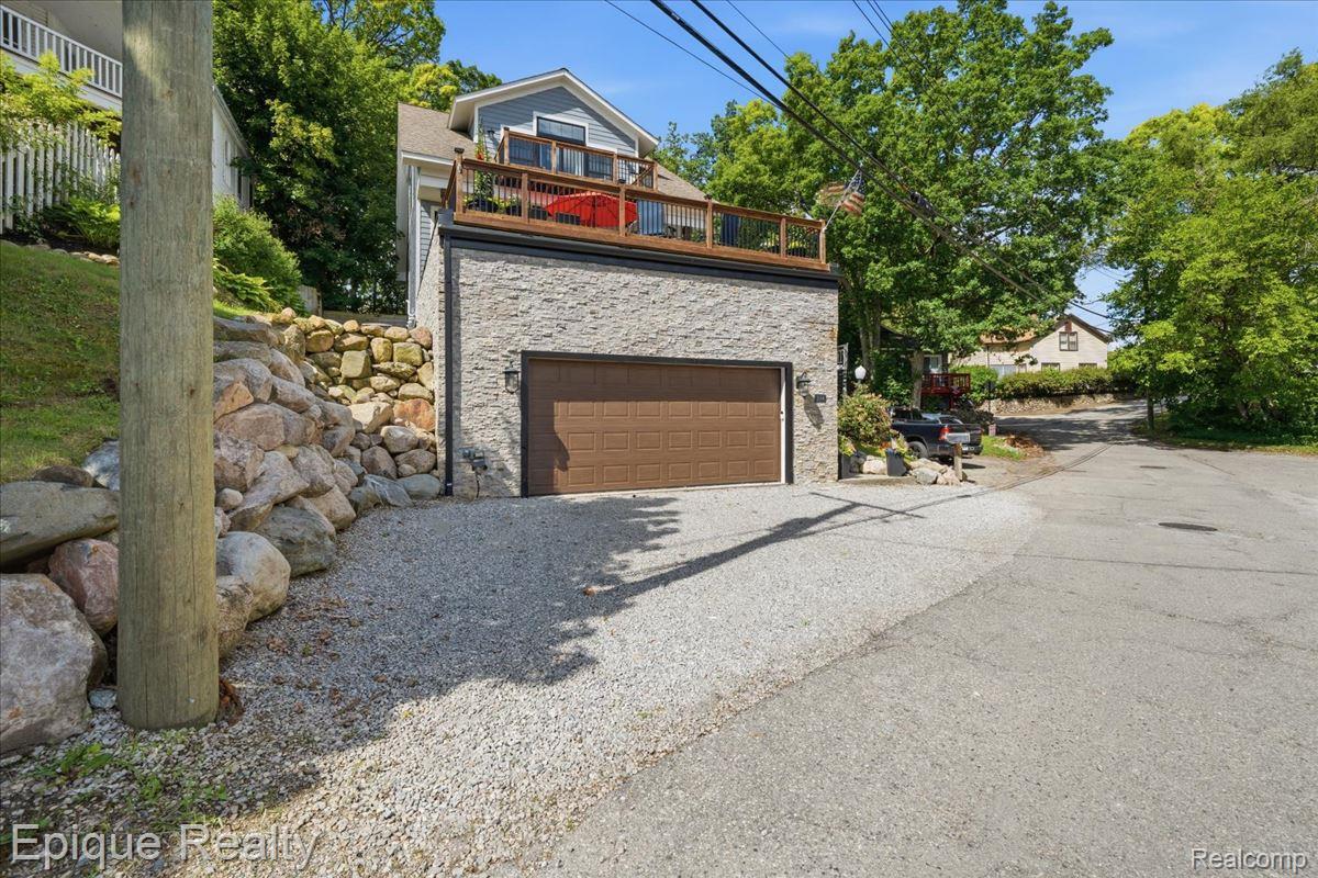 114 Bellevue Avenue