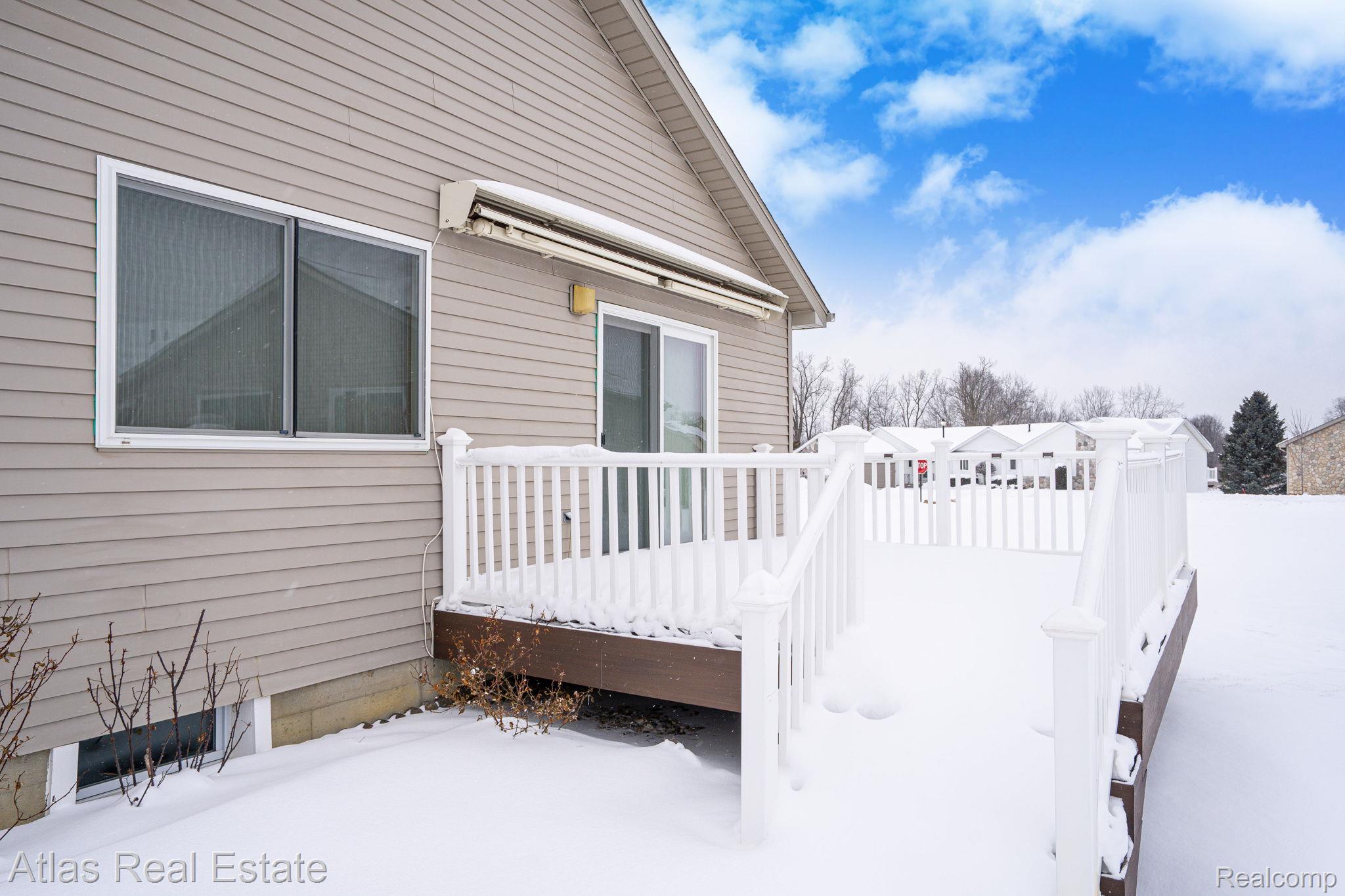 10200 Hawthorne Circle