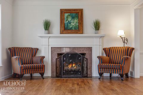 Tiny photo for 883 Lakepointe Street, Grosse Pointe Park City, MI 48230 (MLS # 58050201447)