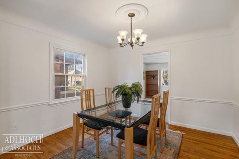 Tiny photo for 883 Lakepointe Street, Grosse Pointe Park City, MI 48230 (MLS # 58050201447)