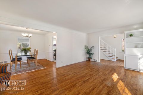 Tiny photo for 883 Lakepointe Street, Grosse Pointe Park City, MI 48230 (MLS # 58050201447)