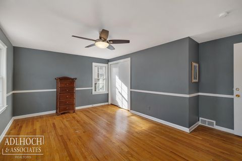 Tiny photo for 883 Lakepointe Street, Grosse Pointe Park City, MI 48230 (MLS # 58050201447)