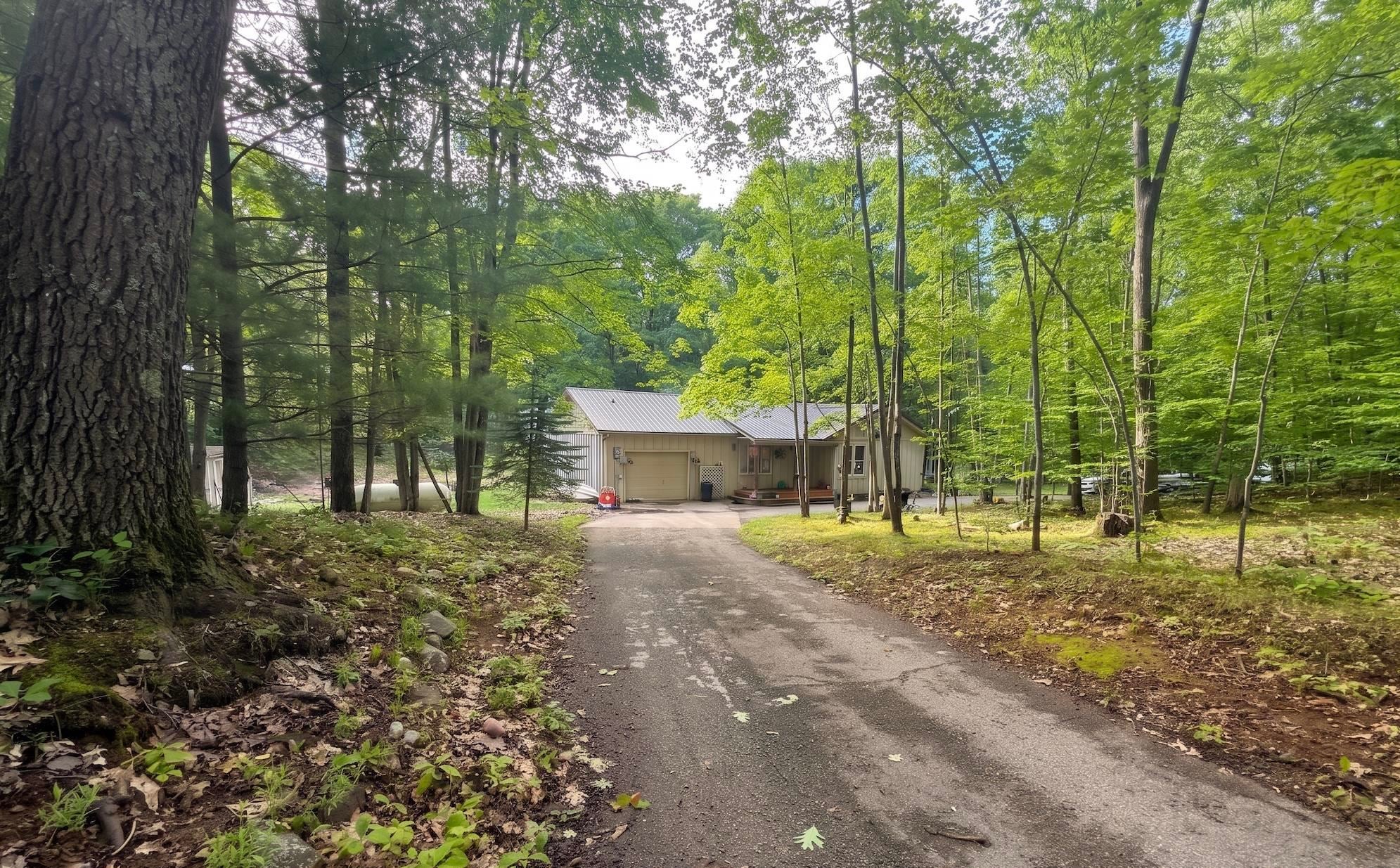 189 Forest Trail