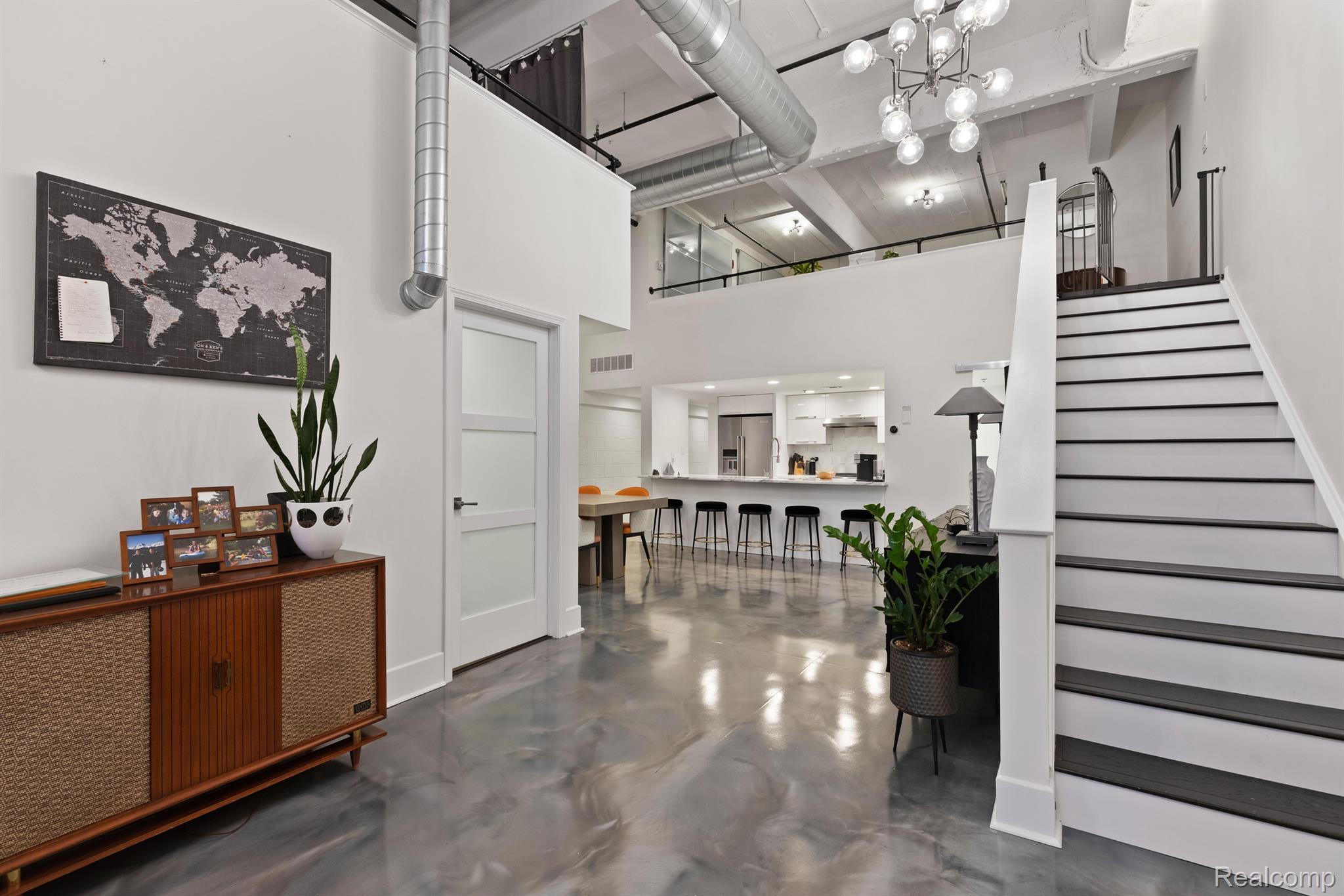 3434 RUSSELL Street 107
