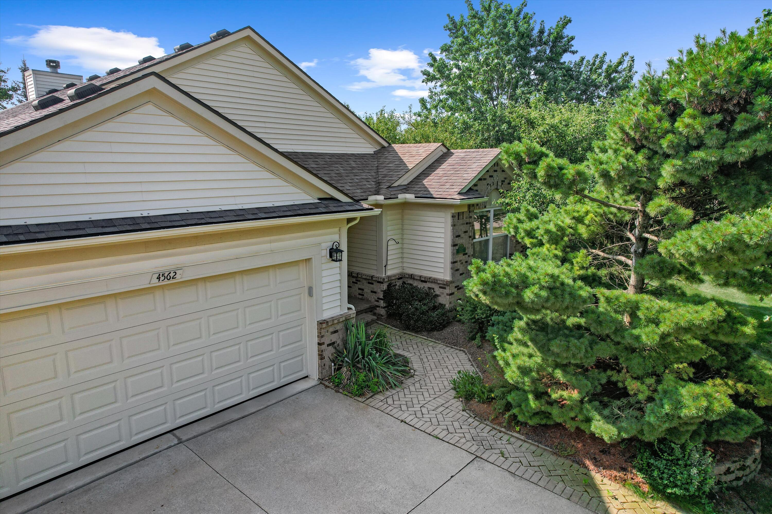 4562 Sycamore Drive