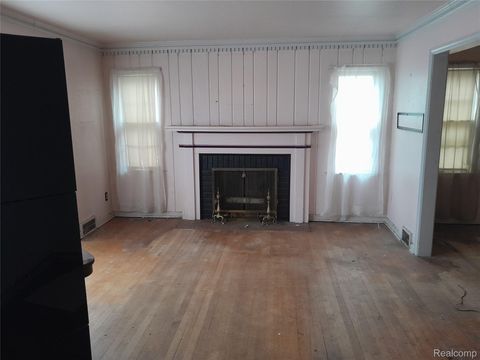 Tiny photo for 2597 W 8 Mile Road, Detroit City, MI 48221 (MLS # 20261016118)