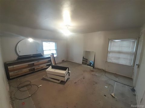 Tiny photo for 2597 W 8 Mile Road, Detroit City, MI 48221 (MLS # 20261016118)