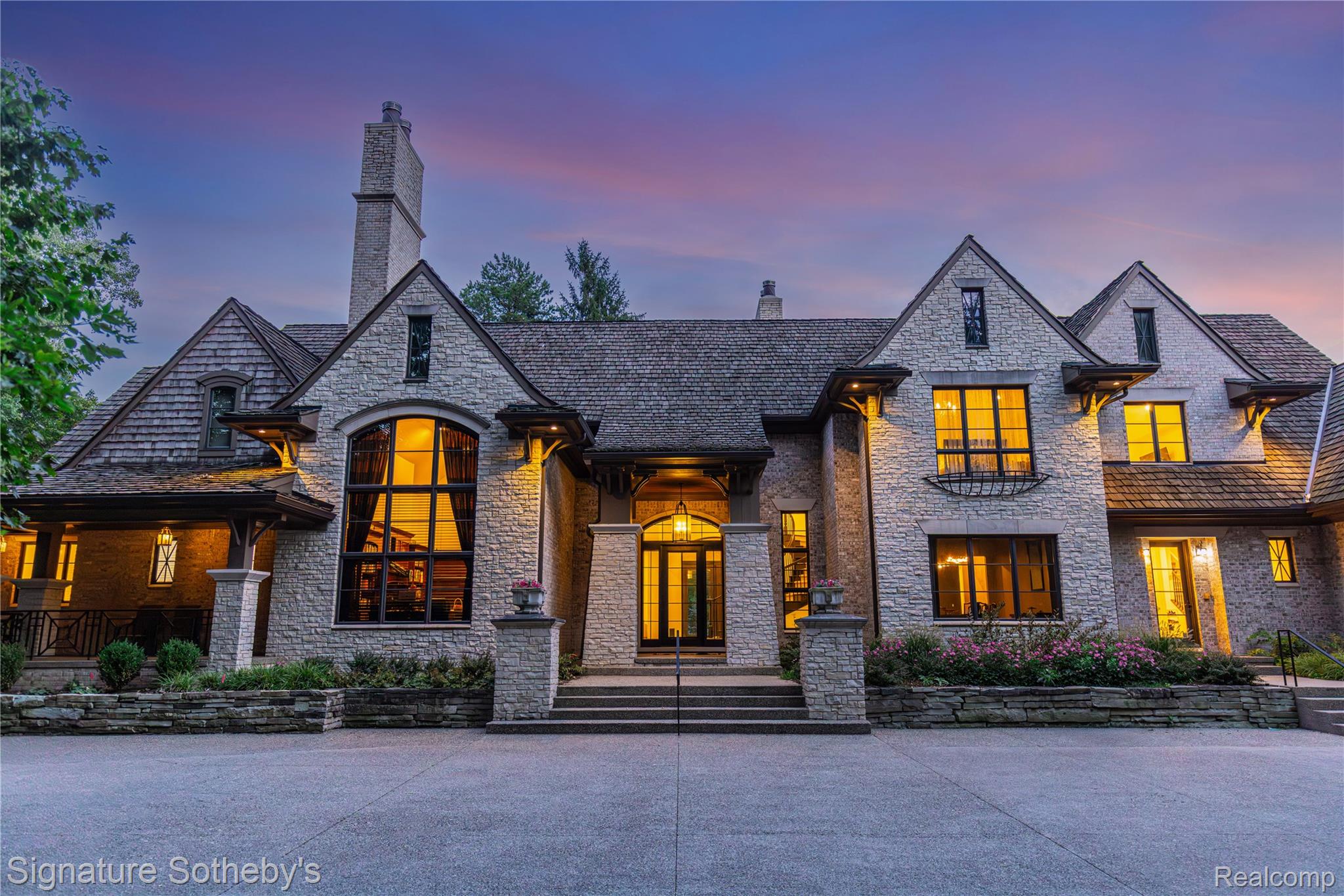26377 Willowgreen Drive