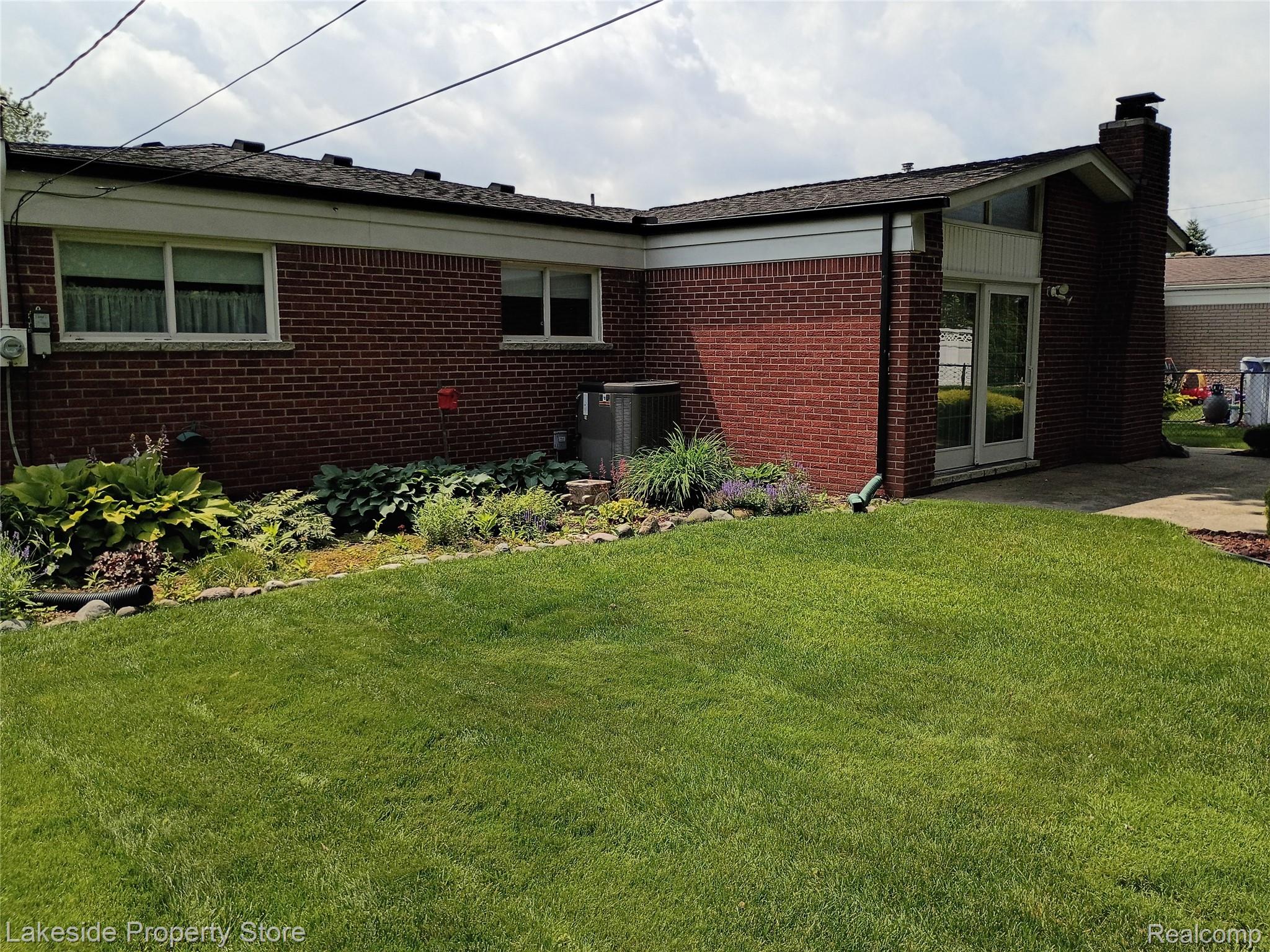 32621 Whitley Circle