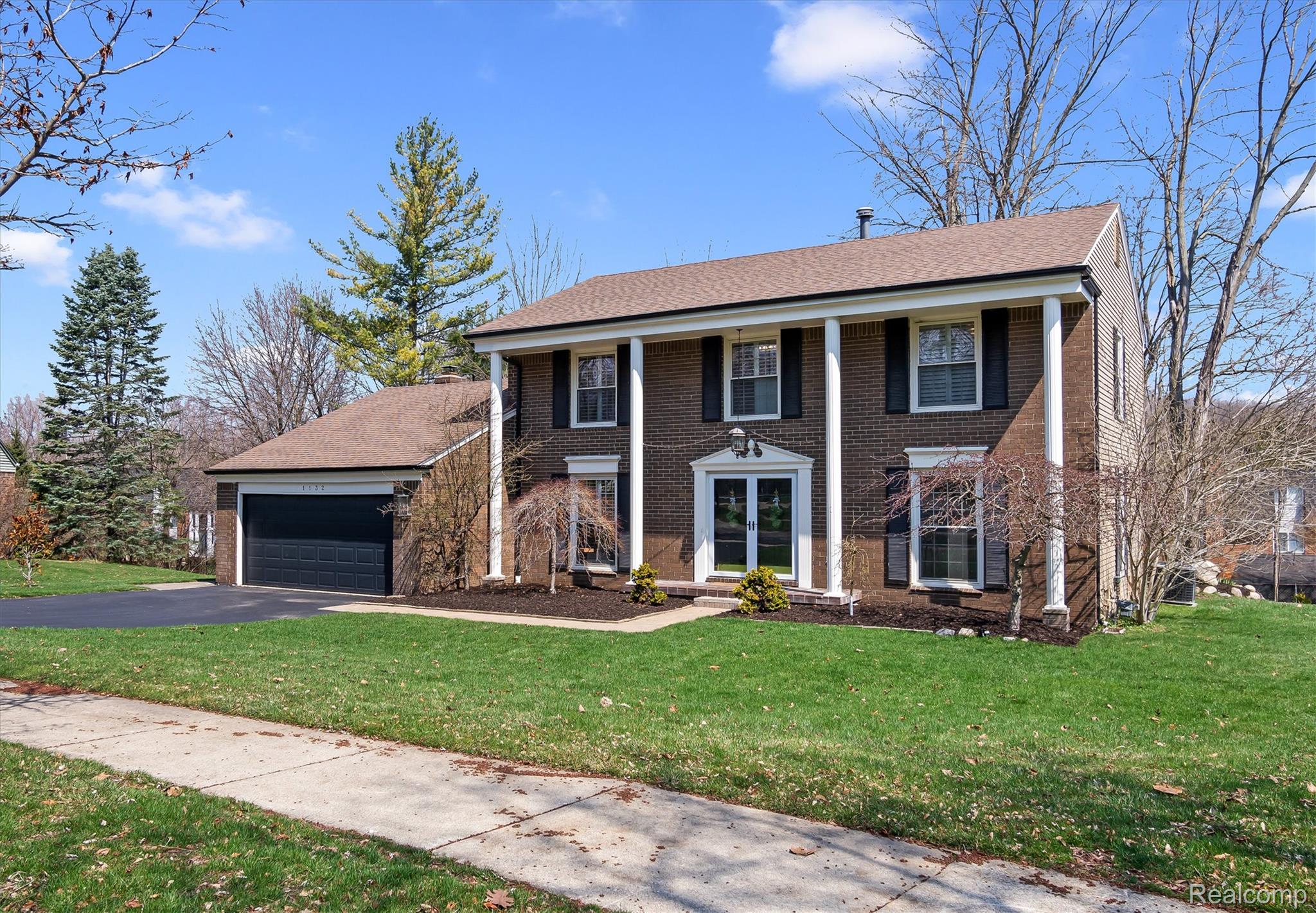 1132 Hemlock Drive