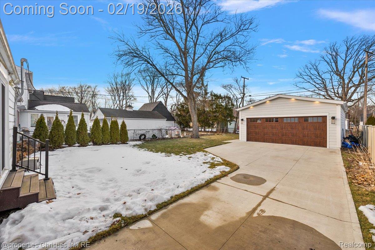 2191 Manchester Road