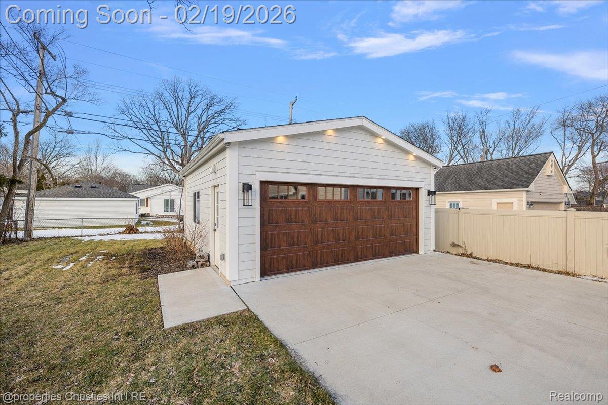 2191 Manchester Road