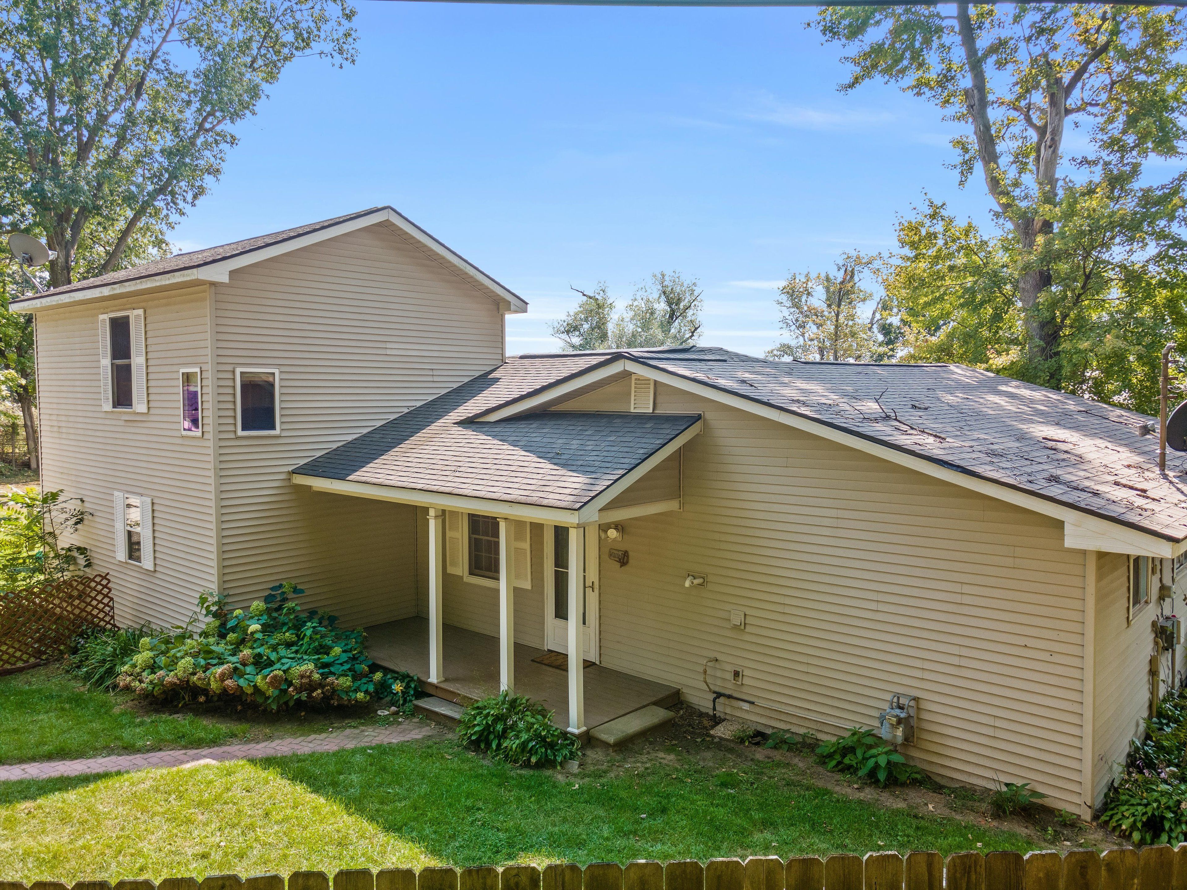 5420 Joslin Lk. Drive