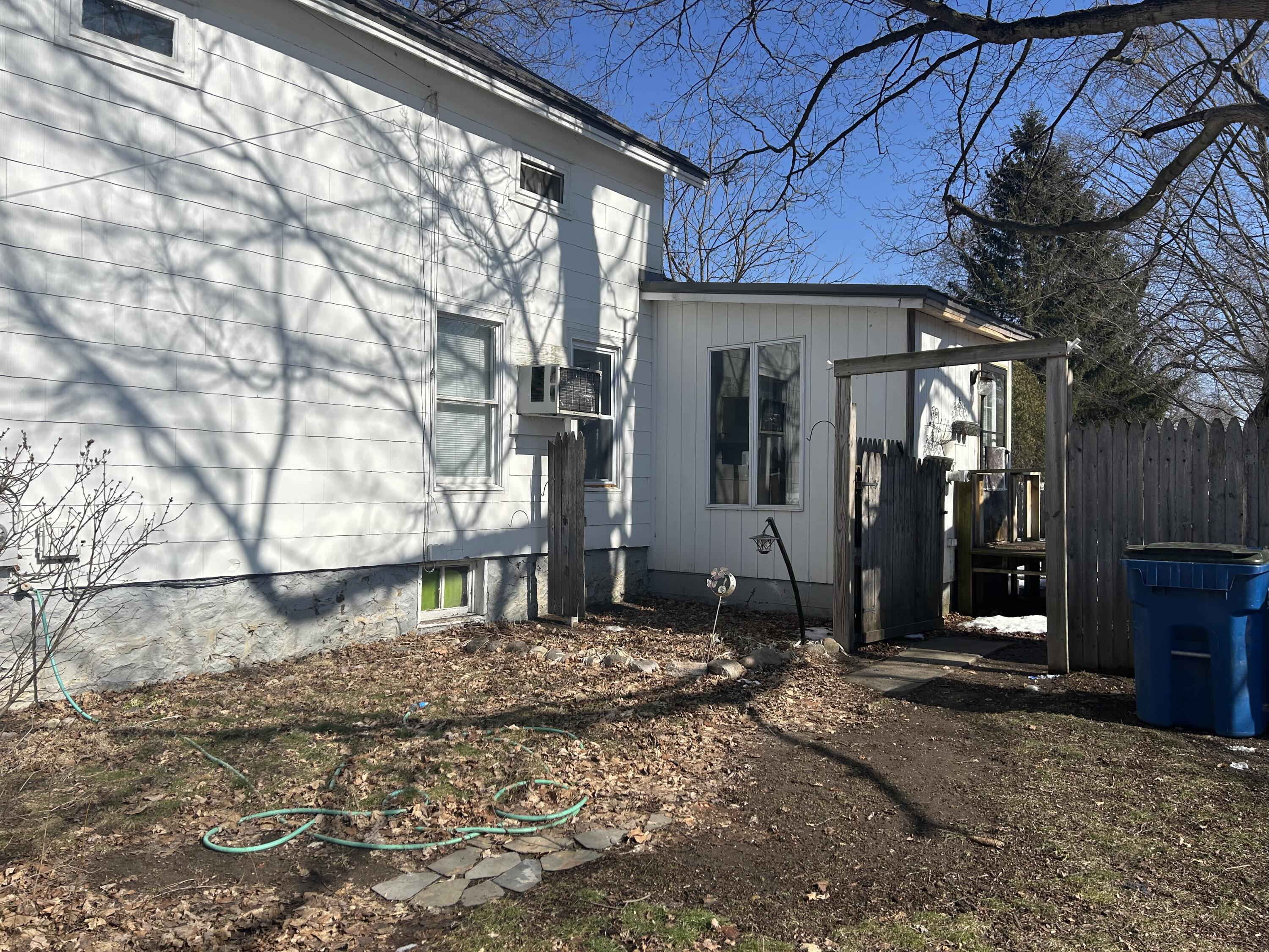 234 N Lincoln Street