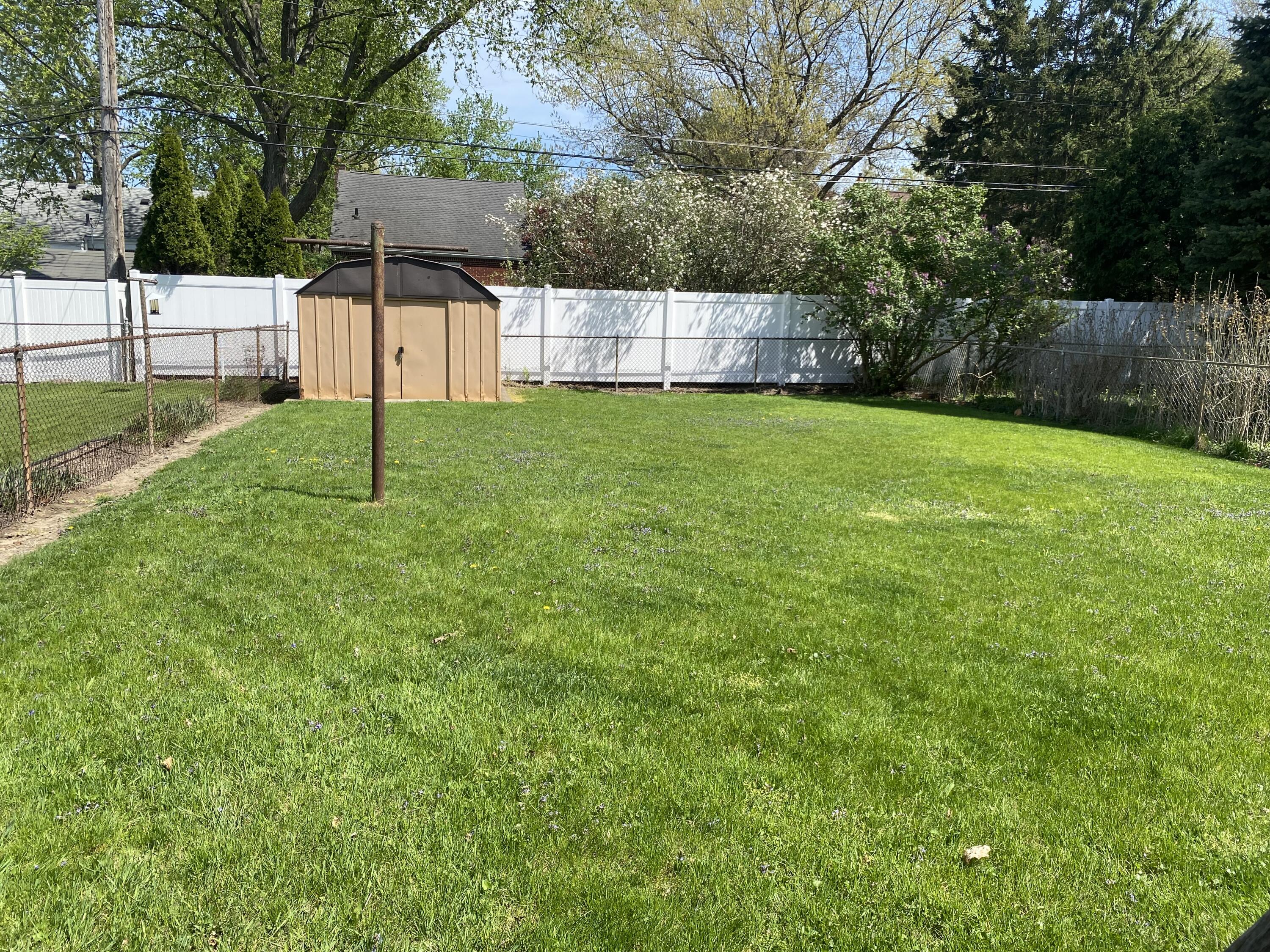 17046 wakenden Street
