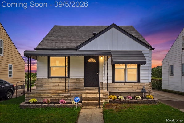 20018 BLOOM ST, DETROIT, MI 48234 - Image f4b72b4e70f0f99e18cd207e81a41b30/1425534185
