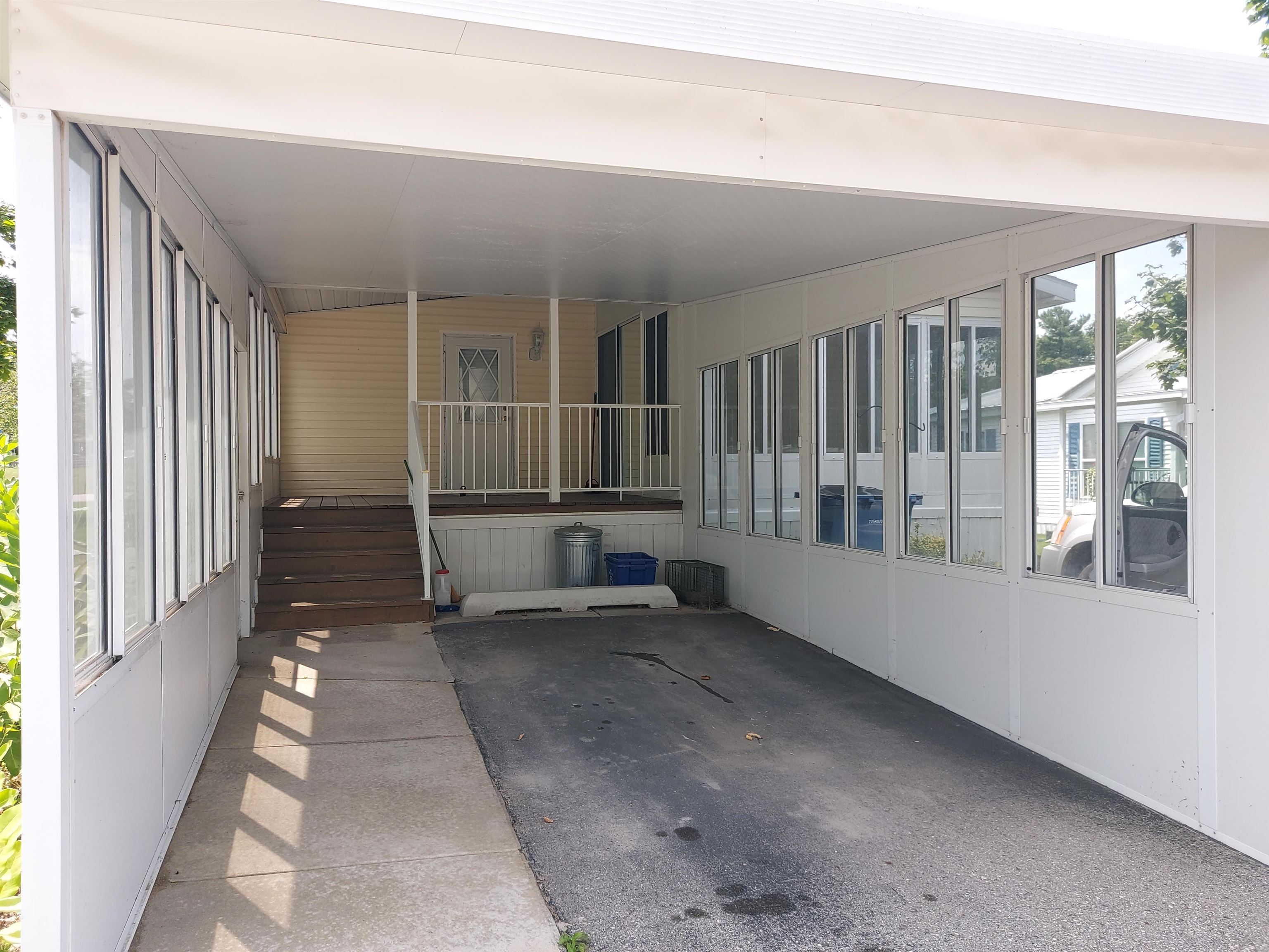 2307 Leisure Lane