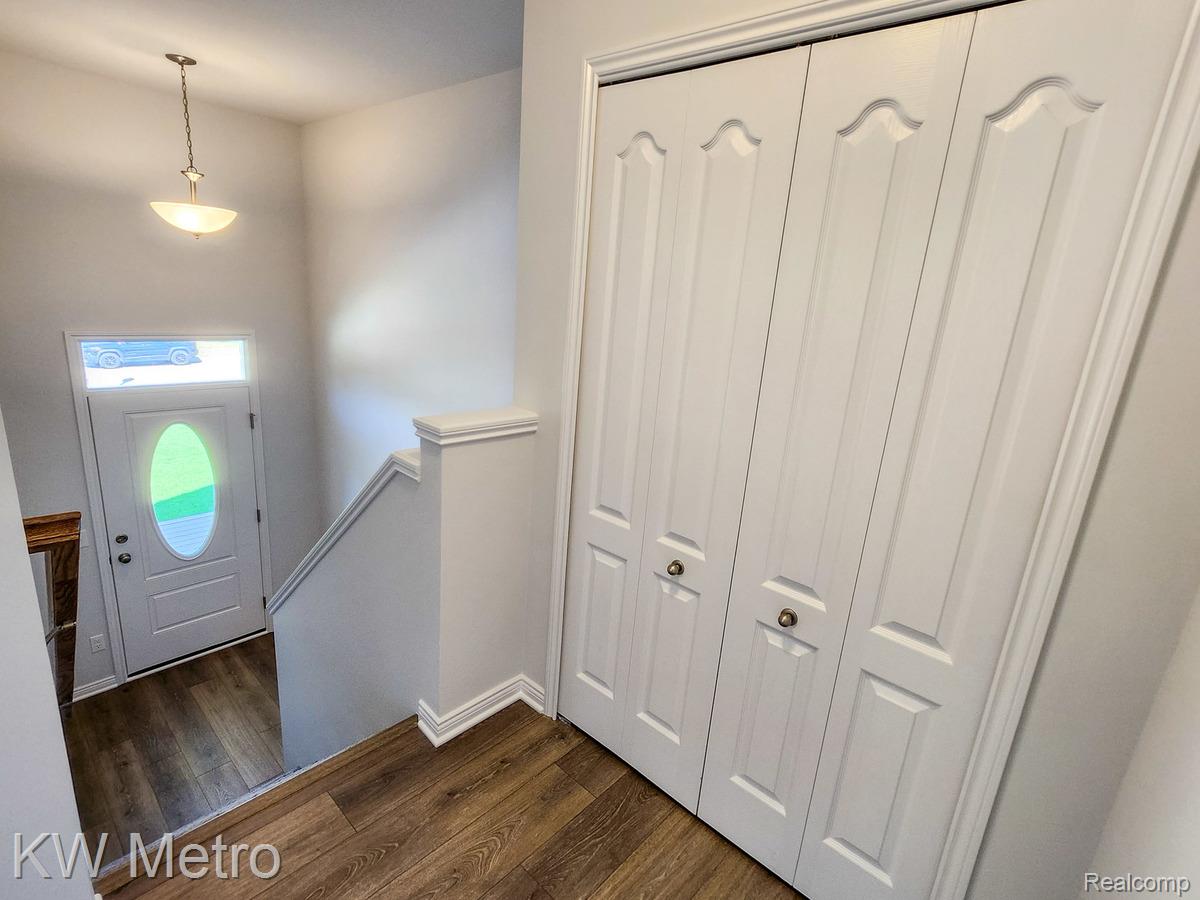 320 Whispering Pines Drive 21