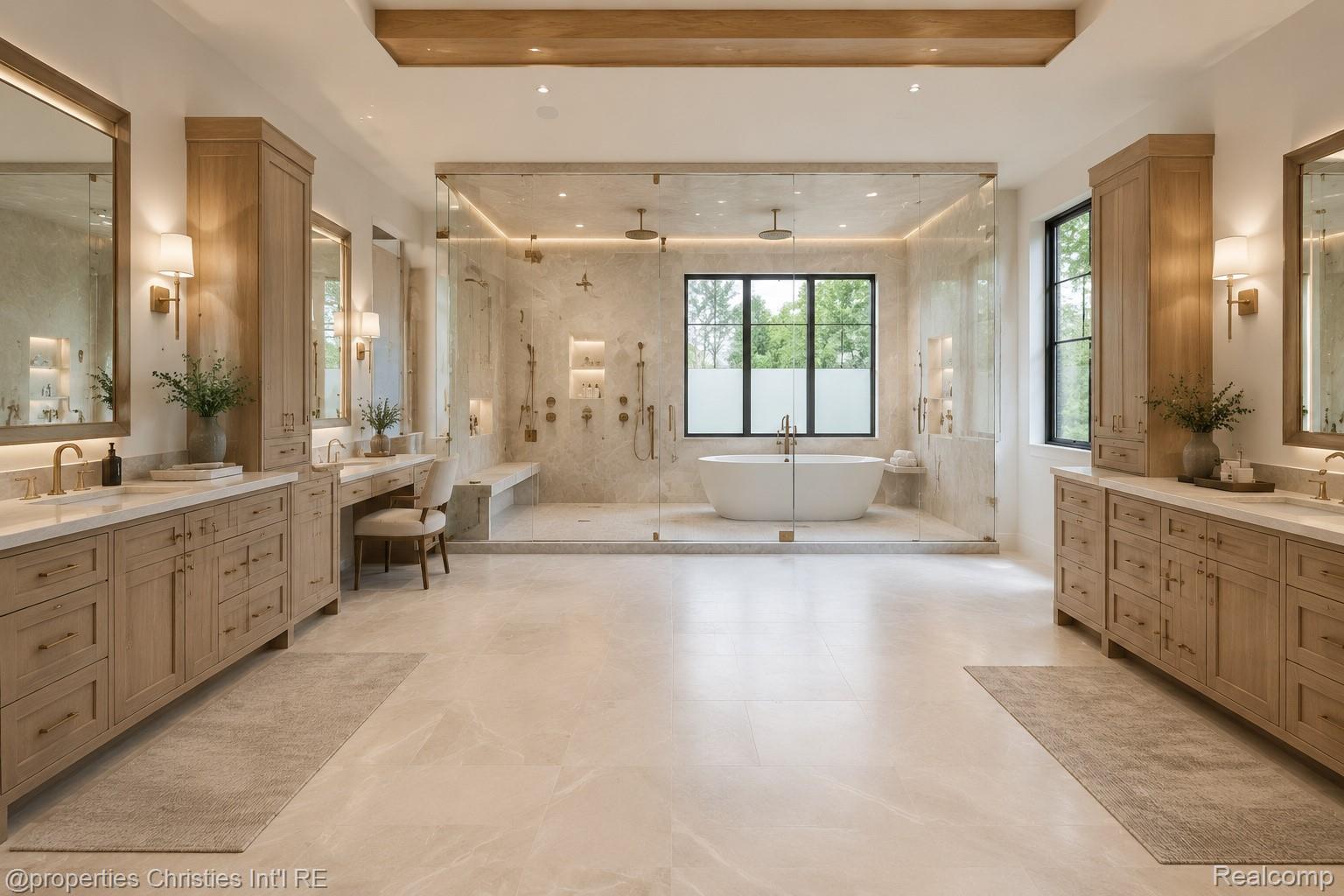 1246 Lake Forest Way